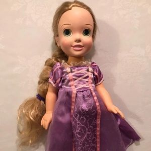 Disney’s Tangled Doll Rapunzel Limited Princess Girl Purple Dress Toy Like New